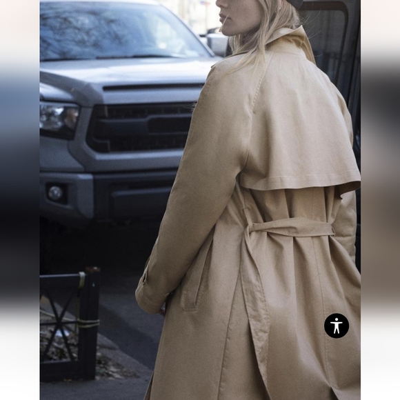 ❌️SOLD❌️CLASSIC BELTED TOPCOAT SIZE M - Picture 4 of 9